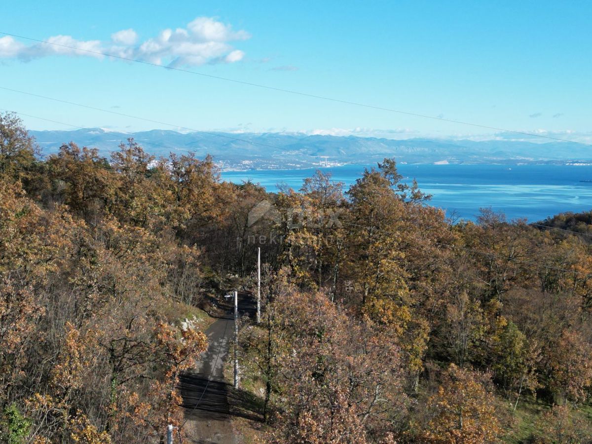 OPATIJA VEPRINAC - gradbeno zemljišče 18150m2 s prekrasnim pogledom na morje