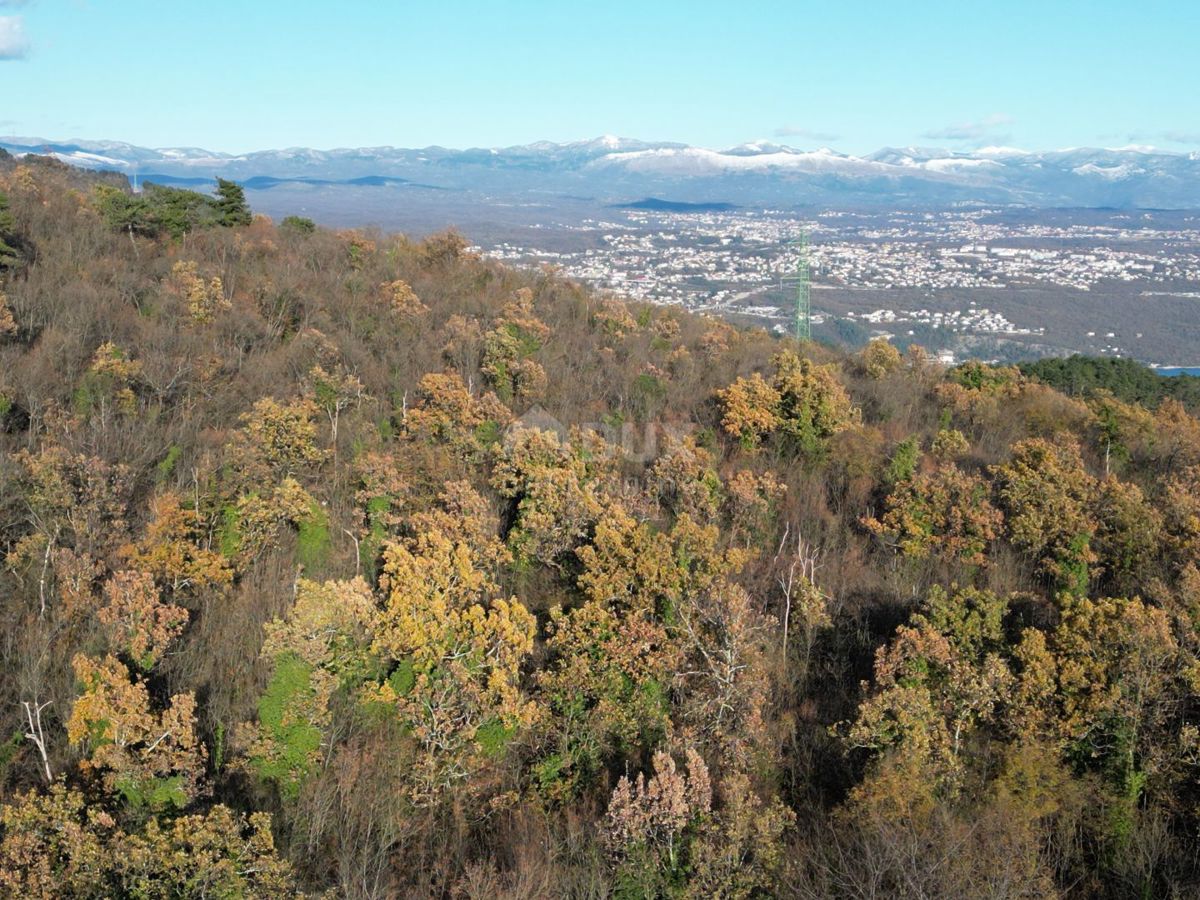 OPATIJA VEPRINAC - gradbeno zemljišče 18150m2 s prekrasnim pogledom na morje