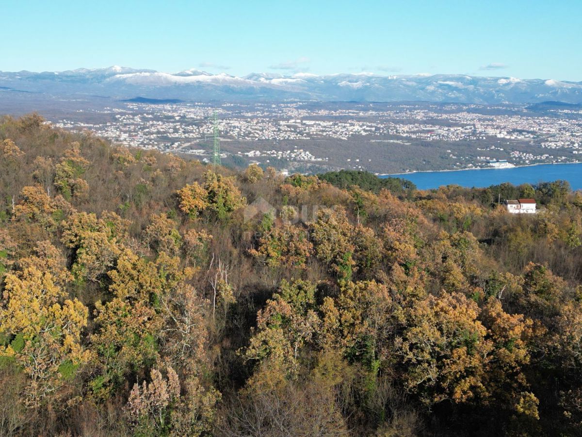 OPATIJA VEPRINAC - gradbeno zemljišče 18150m2 s prekrasnim pogledom na morje