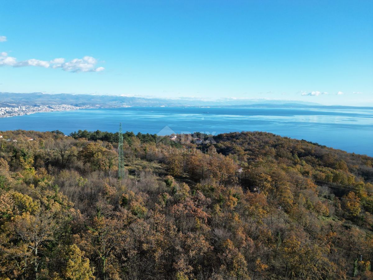 OPATIJA VEPRINAC - gradbeno zemljišče 18150m2 s prekrasnim pogledom na morje