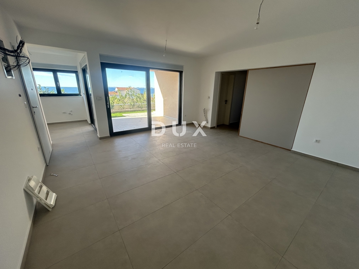 PRIMOŠTEN, DOLAC – Stanovanje v pritličju novogradnje z vrtom, pogled od zgoraj