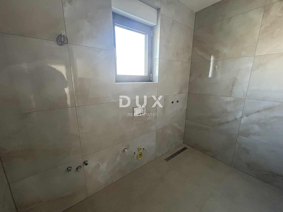 PRIMOŠTEN, DOLAC – Stanovanje v pritličju novogradnje z vrtom, pogled od zgoraj