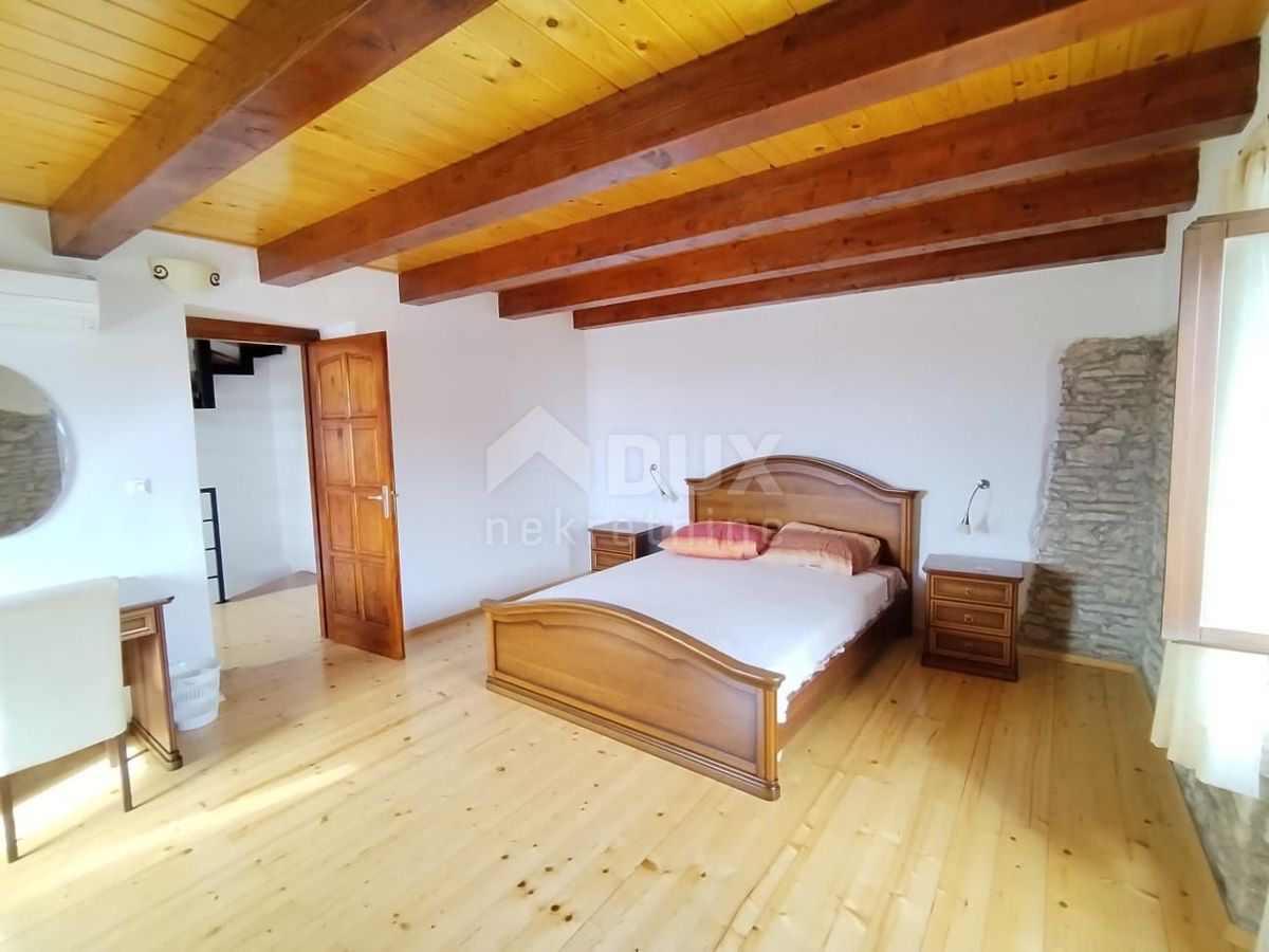 ISTRA, LIŽNJAN - Prenovljeno stanovanje v centru s parkirnim mestom!