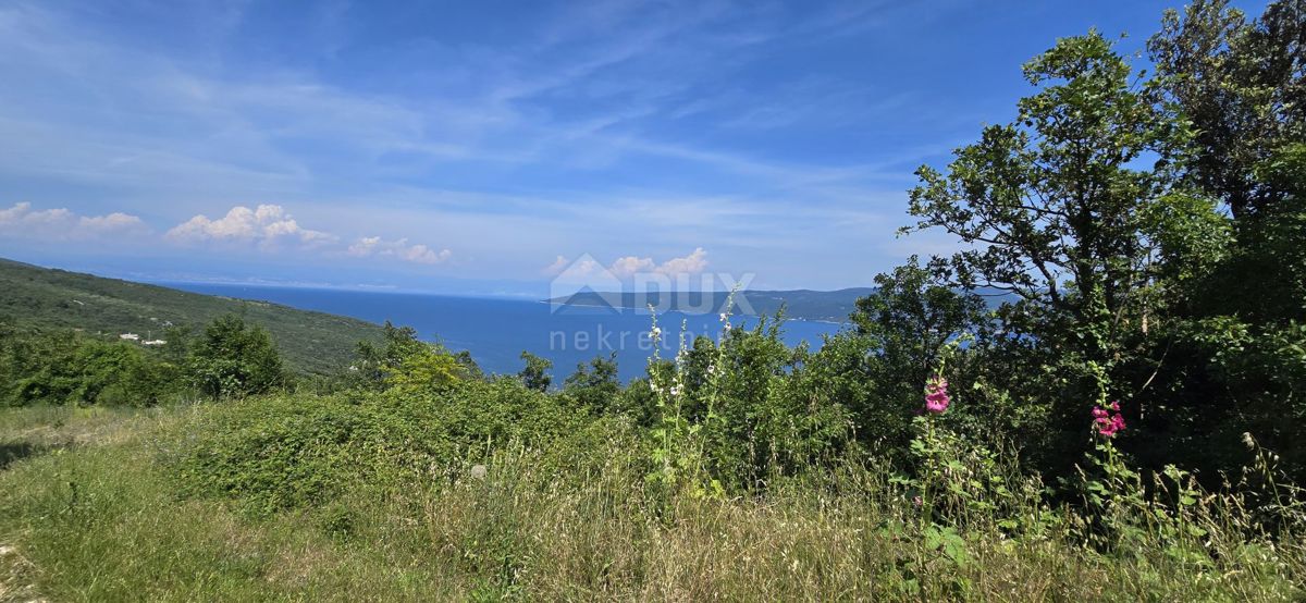 ISTRA, RABAC, OKOLICA - Gradbeno zemljišče s čudovitim pogledom na morje