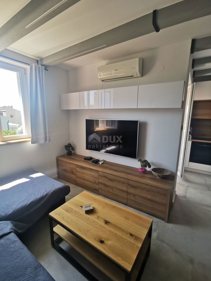 OTOK KRK, Malinska (okolica) - Novo adaptiran trisobni apartma