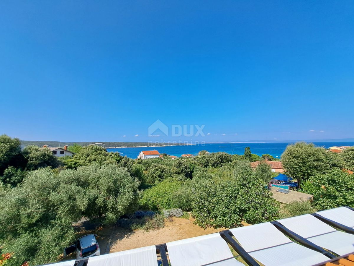 OTOK RAB - Priložnost! Apartmajska hiša 150 m od morja!