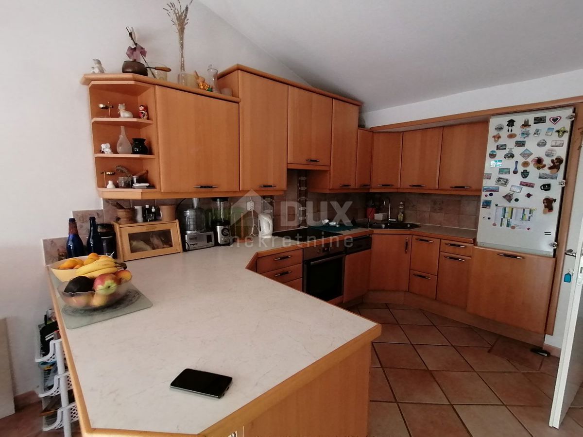 ISTRA, ROVINJ - Apartmajska hiša le 40m od morja!