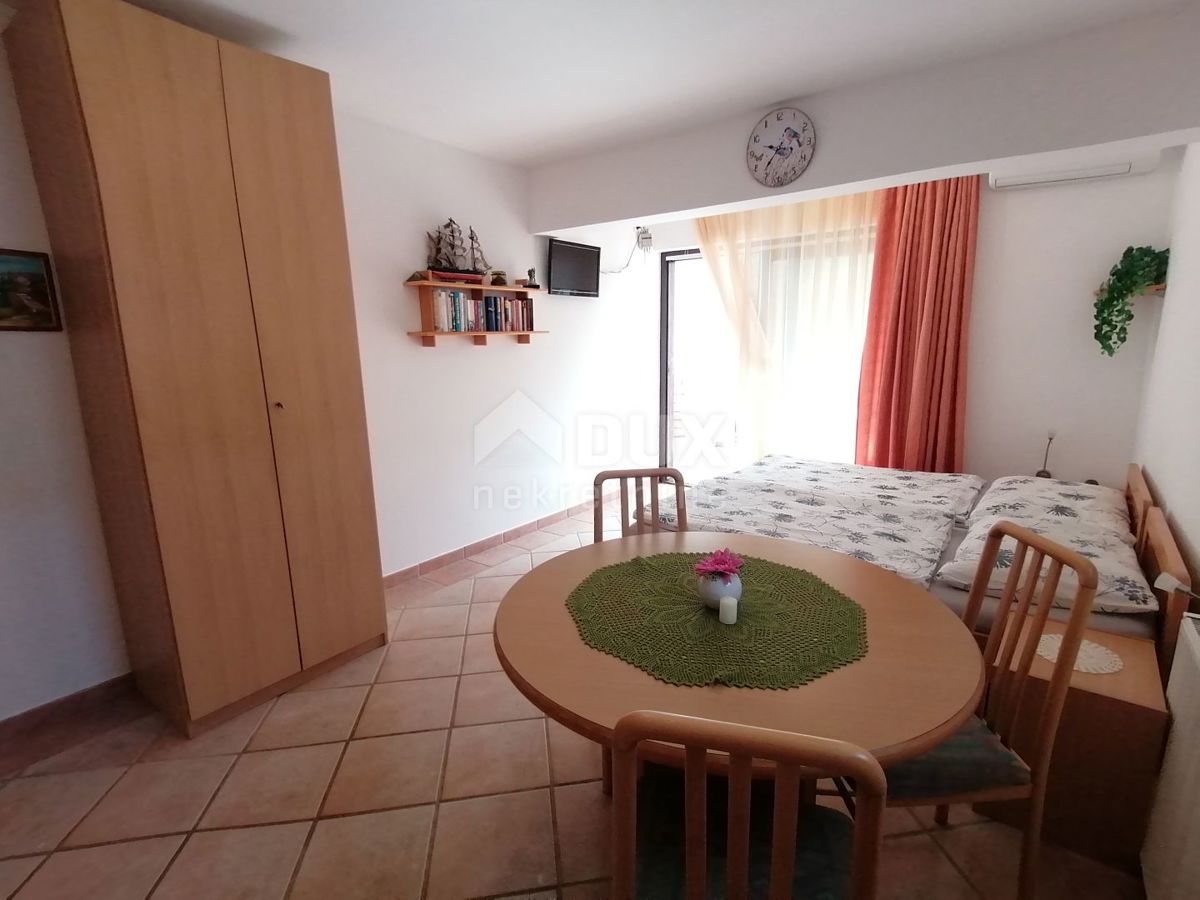 ISTRA, ROVINJ - Apartmajska hiša le 40m od morja!