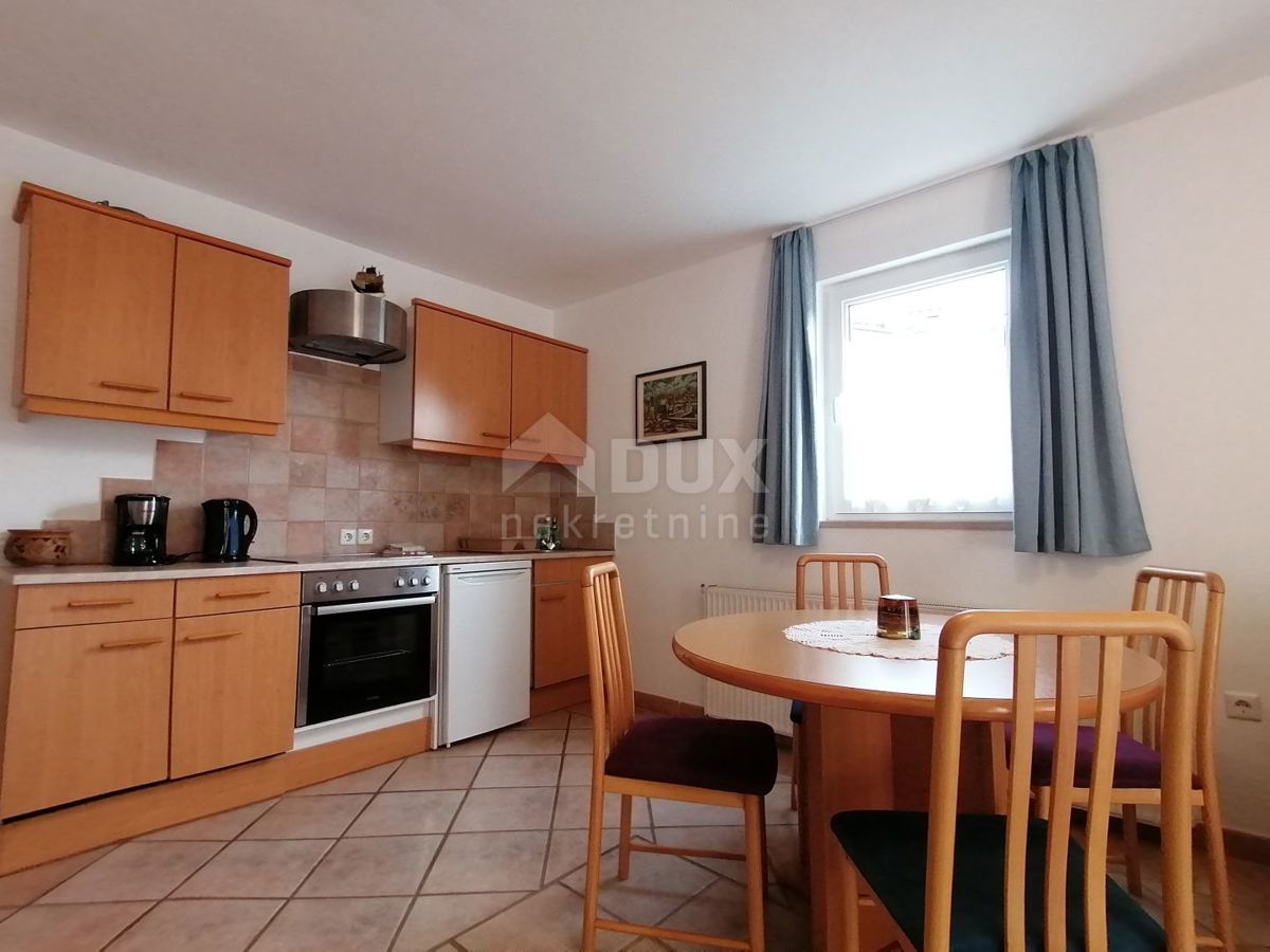 ISTRA, ROVINJ - Apartmajska hiša le 40m od morja!