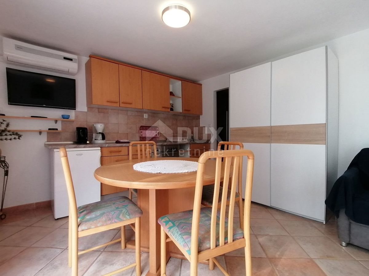 ISTRA, ROVINJ - Apartmajska hiša le 40m od morja!