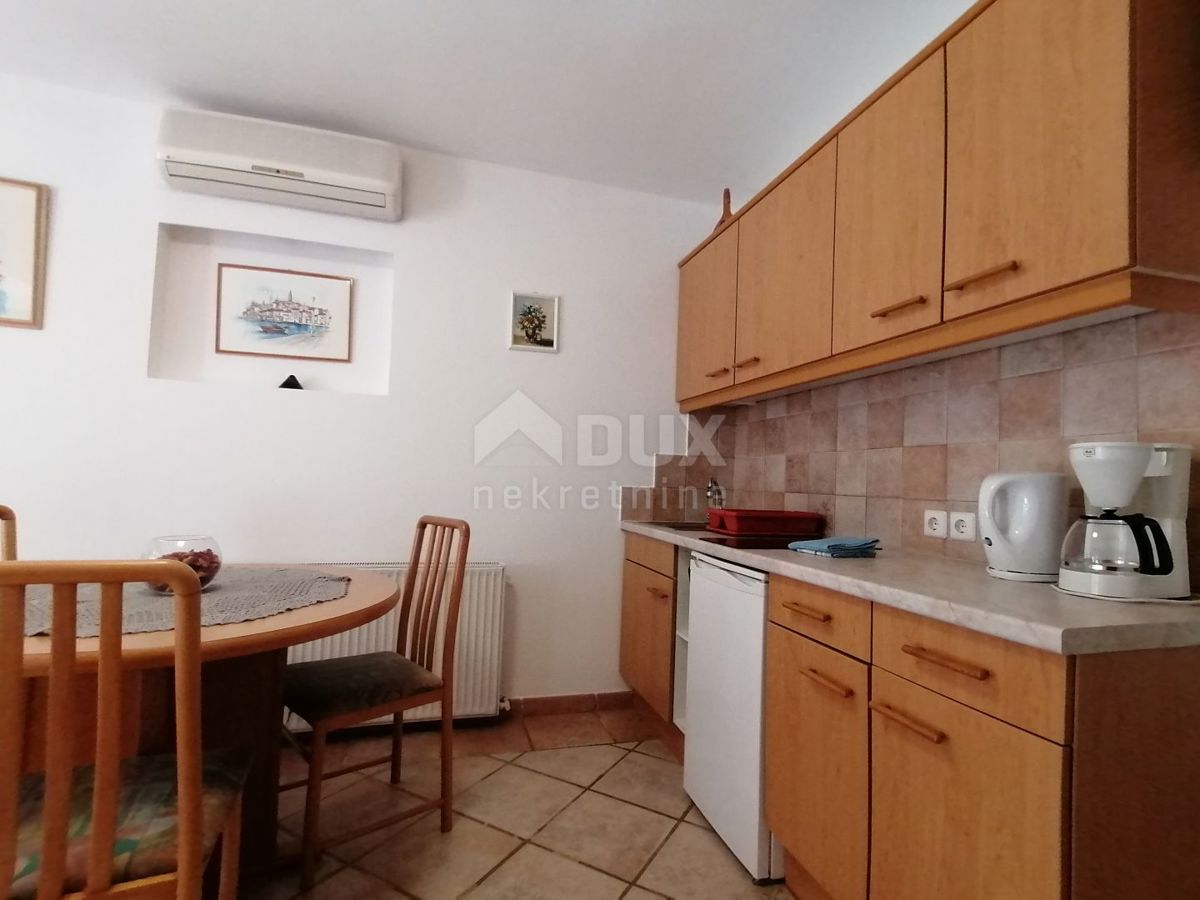 ISTRA, ROVINJ - Apartmajska hiša le 40m od morja!