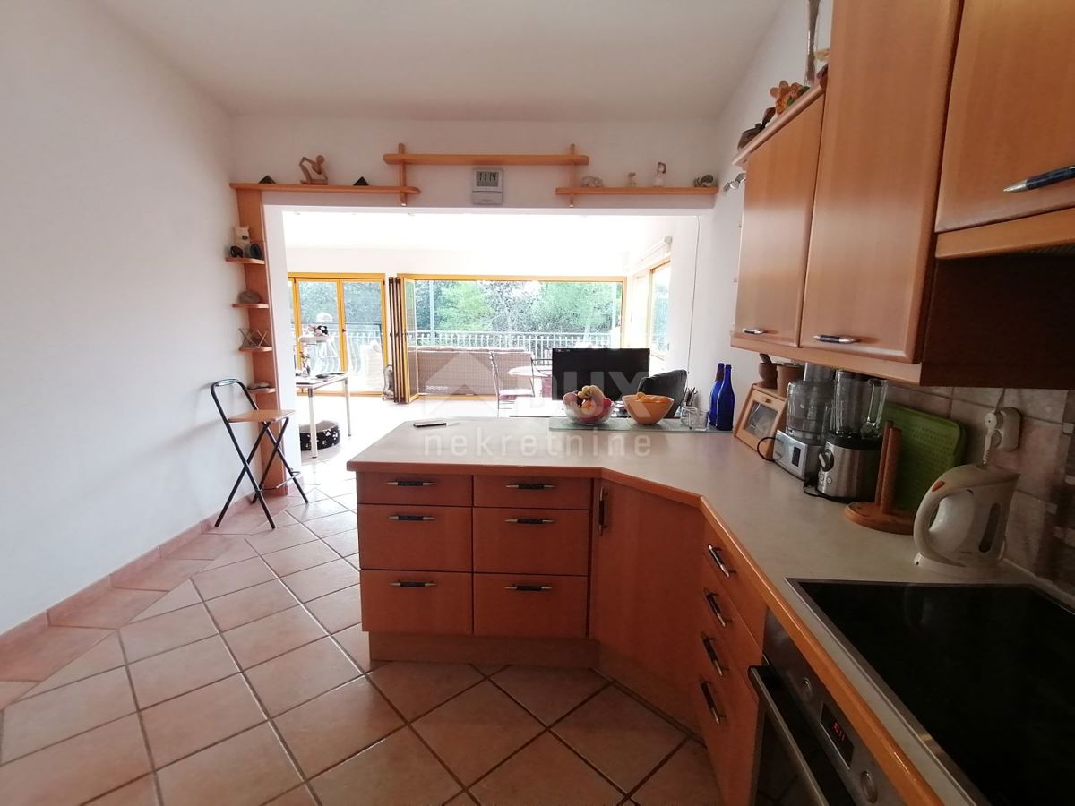 ISTRA, ROVINJ - Apartmajska hiša le 40m od morja!