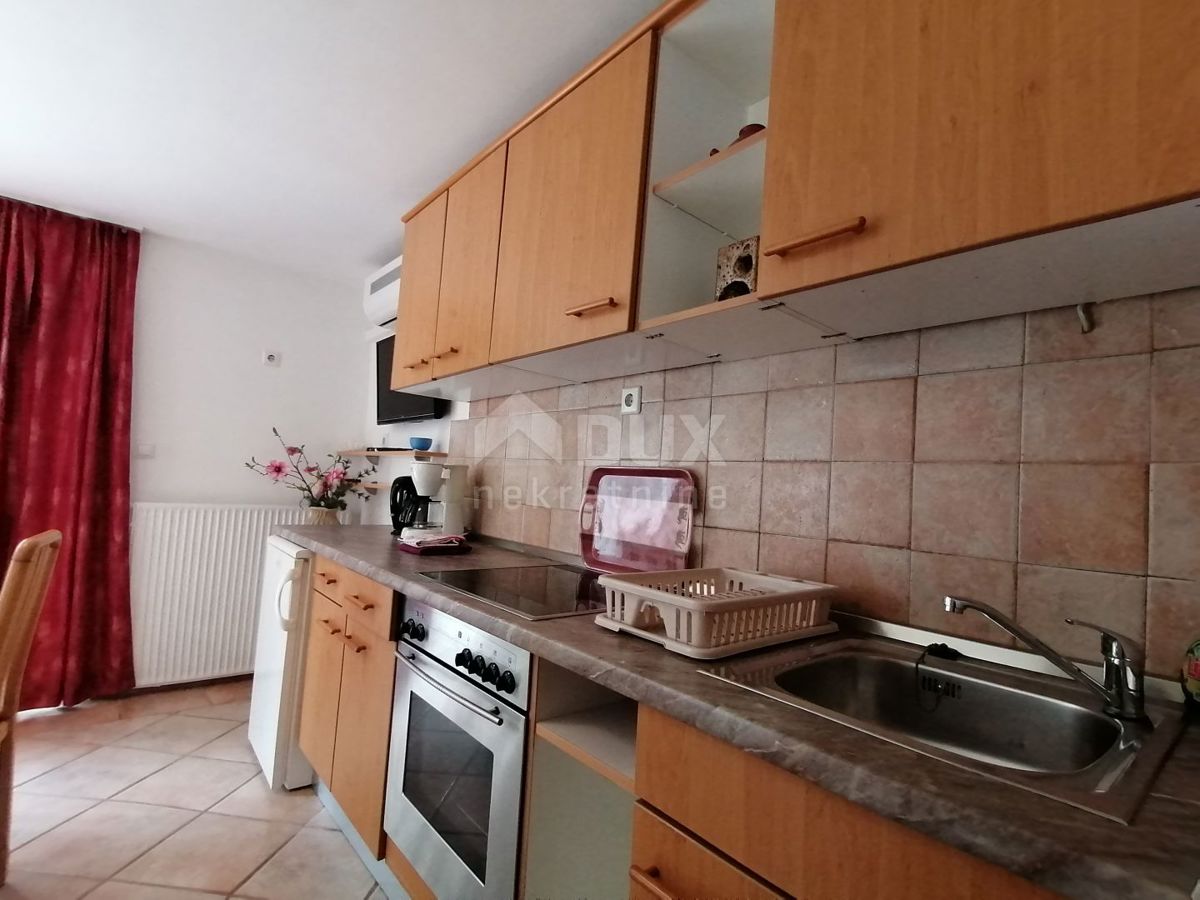 ISTRA, ROVINJ - Apartmajska hiša le 40m od morja!