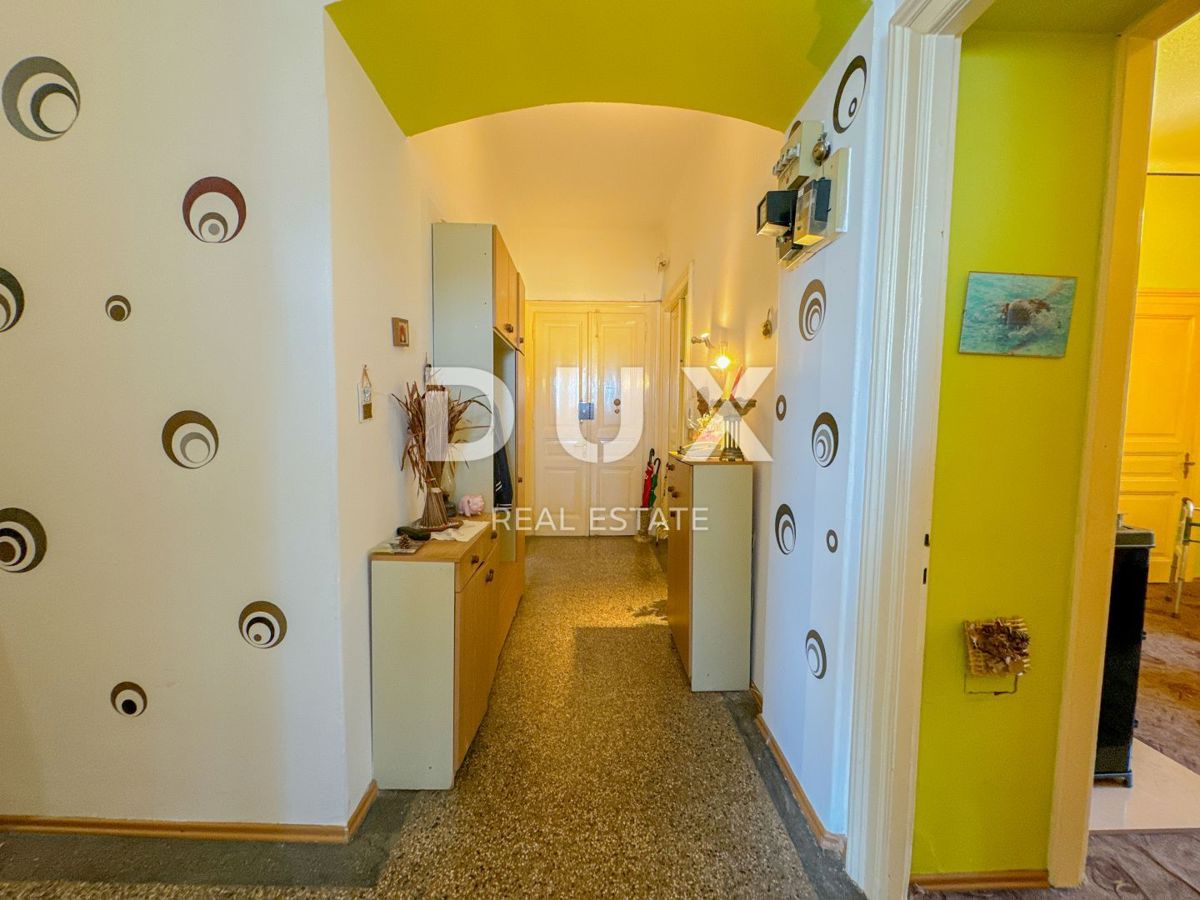 RIJEKA, PEĆINE - PRILOŽNOST, gospodarsko stanovanje 105m2, prva vrsta do morja