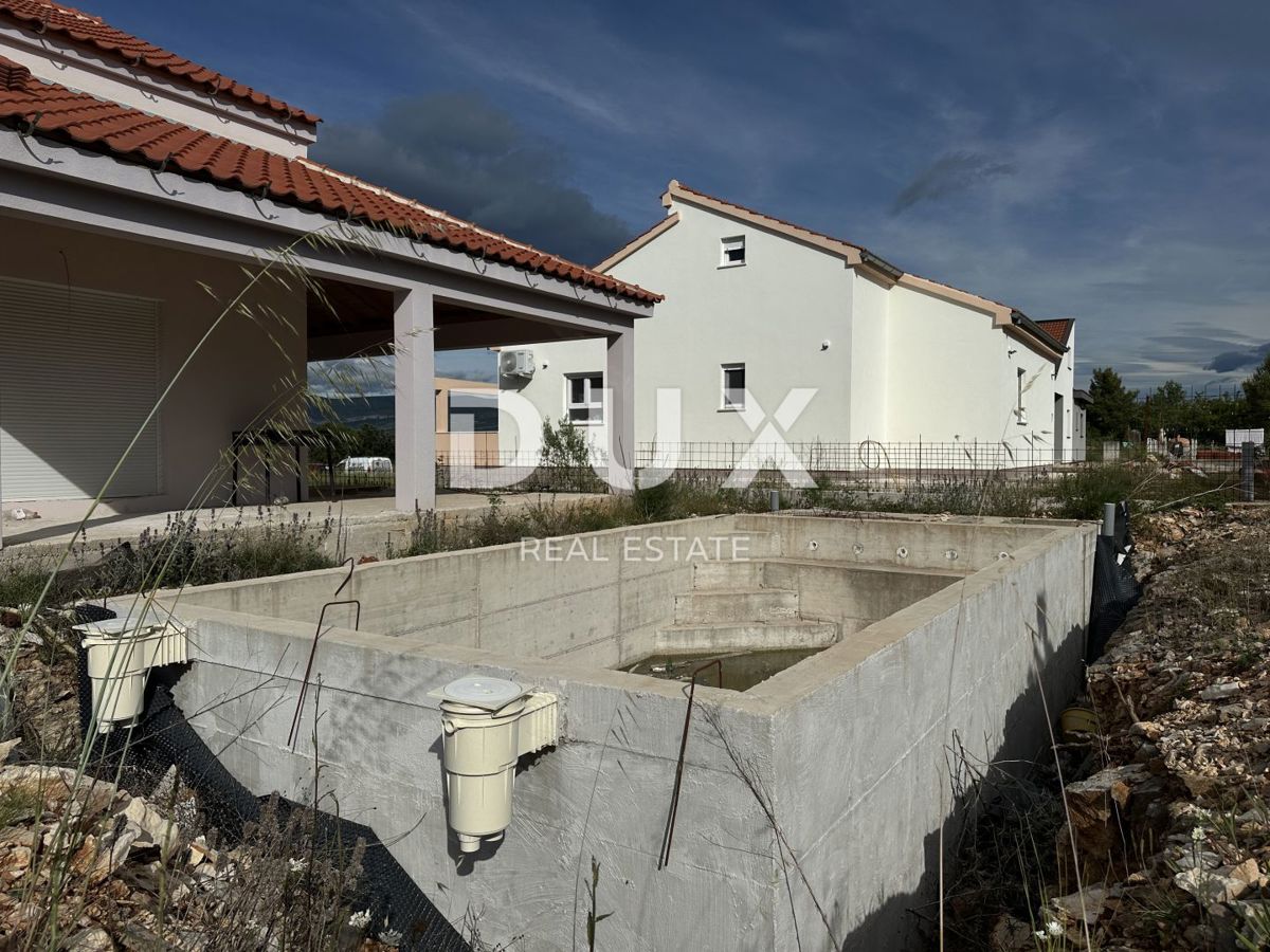 ZADAR, PRIDRAGA - Hiša z bazenom - Novogradnja!