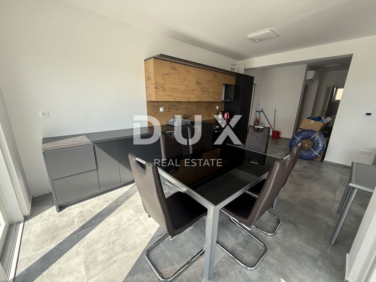 SMOKVICA - Apartma s skupnim bazenom 60m od morja