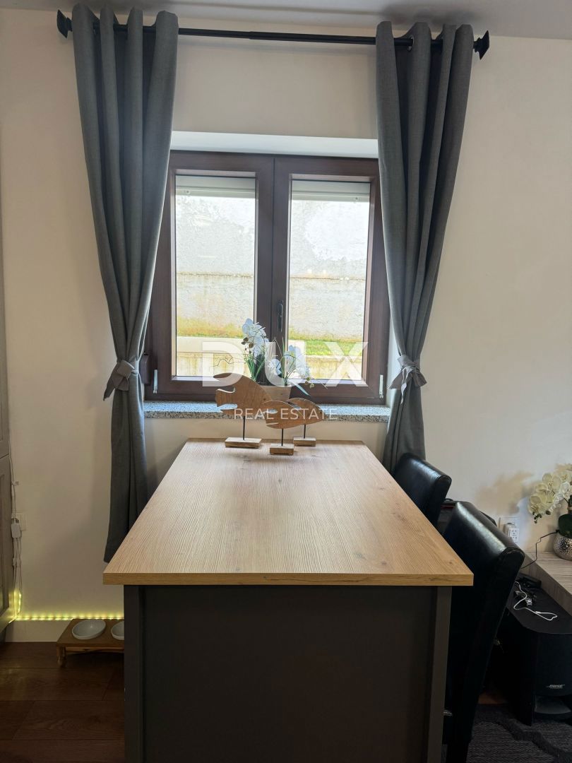 ISTRA, PREMANTURA - Apartma z vrtom in bazenom blizu morja!