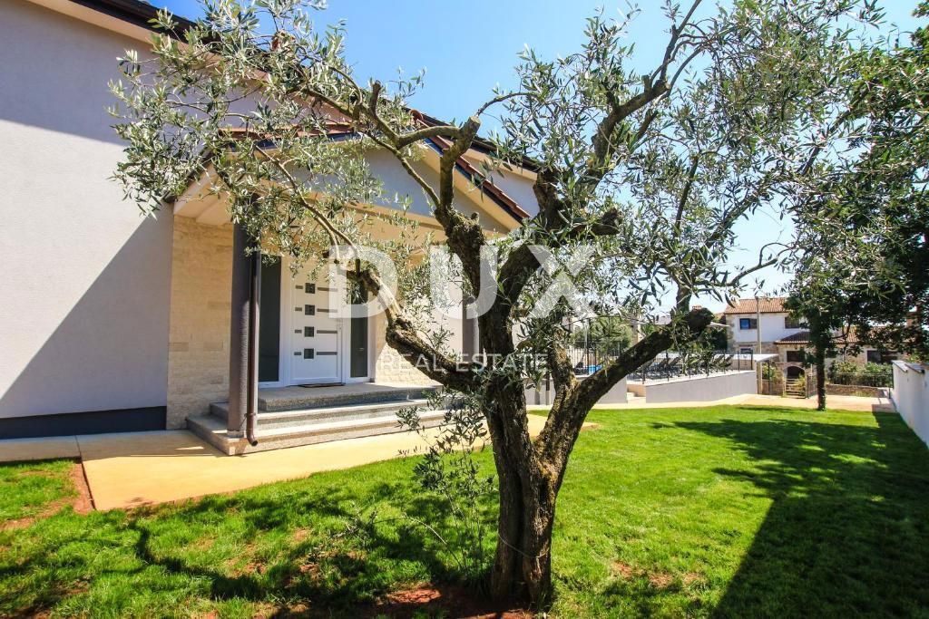 ISTRA, KAŠTELIR - Luksuzna vila z bazenom