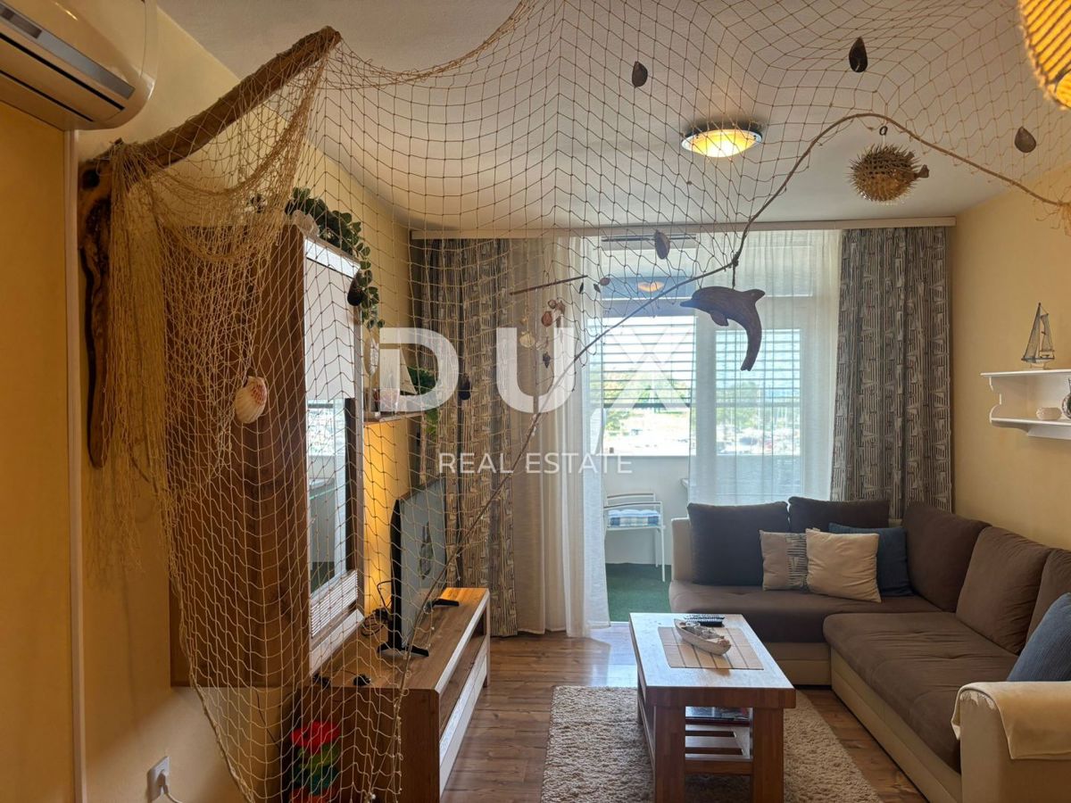 ISTRA, POREČ - Apartma z dvema spalnicama in pogledom na morje za vedno!