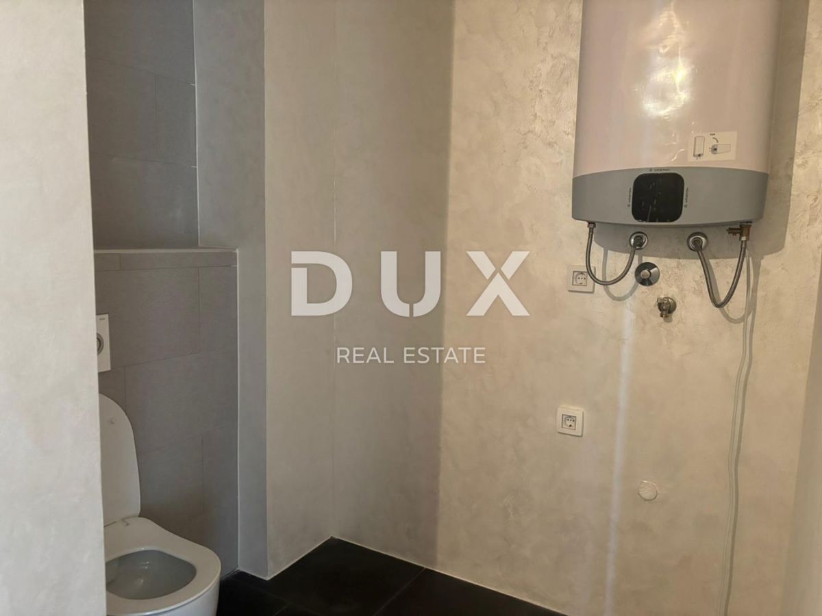 ISTRA, POREČ - Ekskluzivno penthouse s strešno teraso in odprtim pogledom na morje!