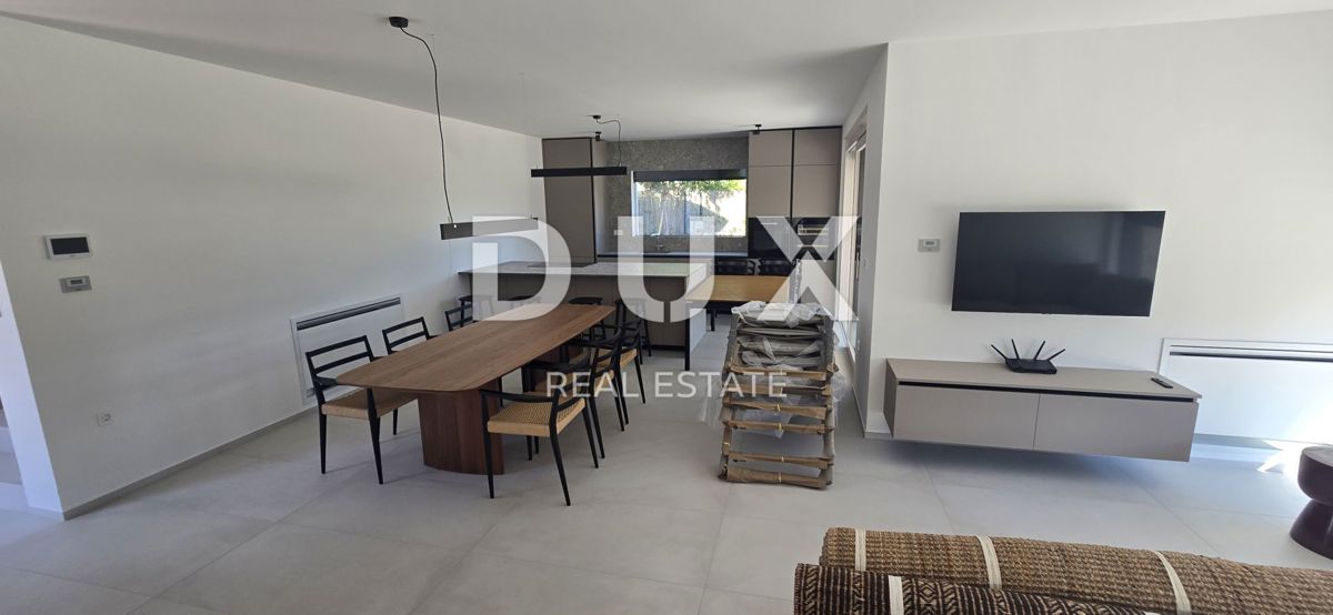ISTRA, POREČ - Moderna vila z bazenom