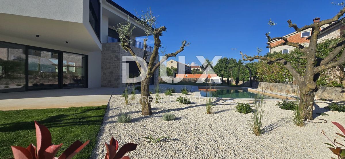 ISTRA, POREČ - Moderna vila z bazenom