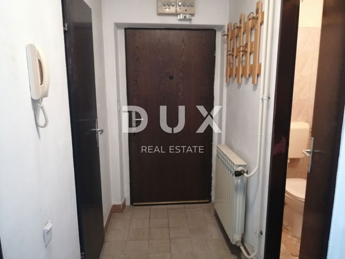 OPATIJA, VOLOSKO - stanovanje 108m2, dnevna soba + 3 spalnice, pritličje blizu morja