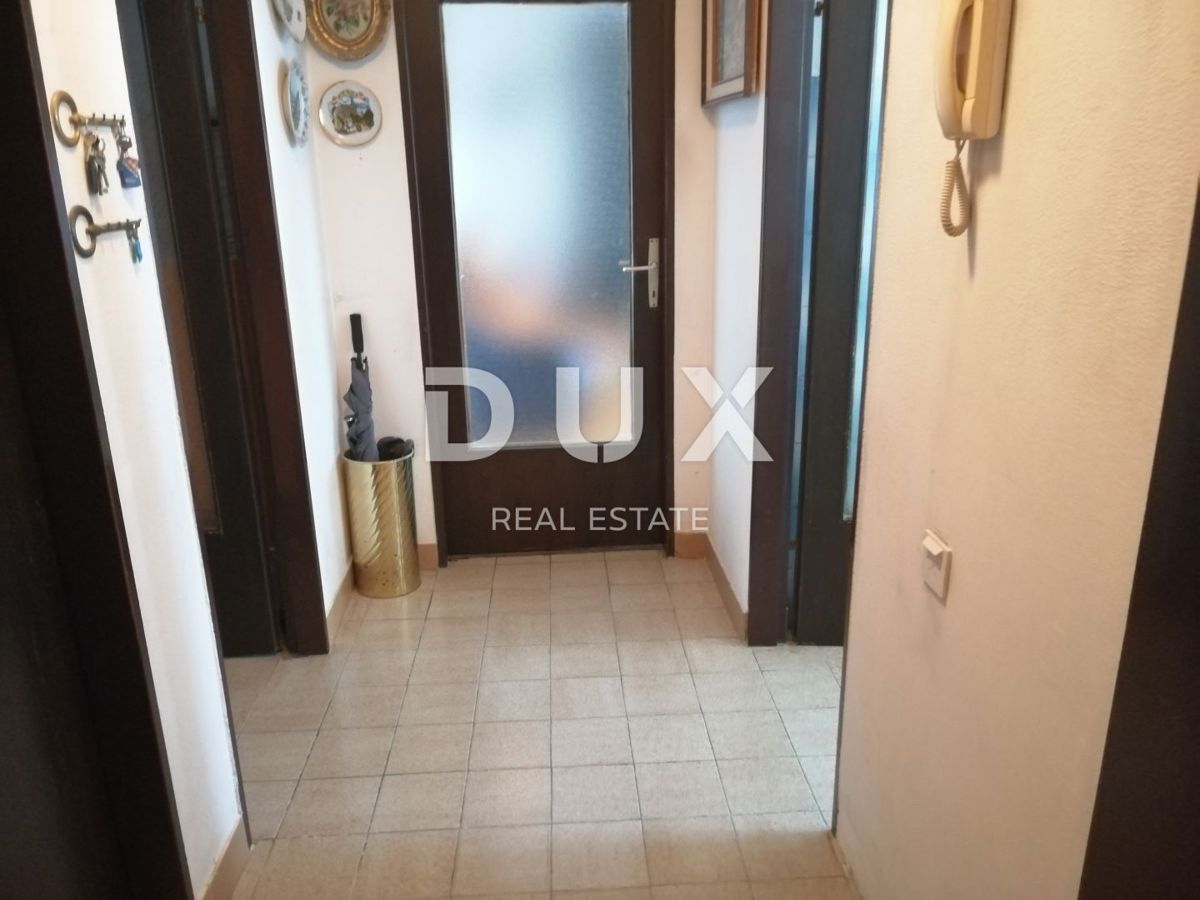 OPATIJA, VOLOSKO - stanovanje 108m2, dnevna soba + 3 spalnice, pritličje blizu morja