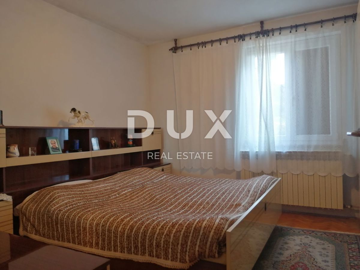 OPATIJA, VOLOSKO - stanovanje 108m2, dnevna soba + 3 spalnice, pritličje blizu morja