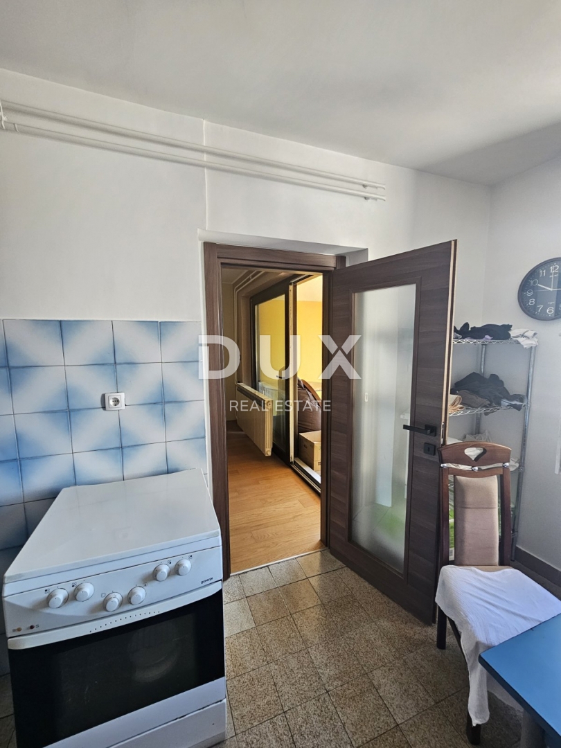 OPATIJA, VOLOSKO - stanovanje 108m2, dnevna soba + 3 spalnice, visoko pritličje, pogled na morje