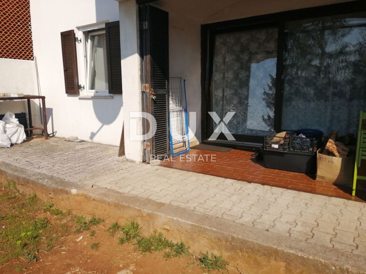 OPATIJA, VOLOSKO - stanovanje 108m2, dnevna soba + 3 spalnice, pritličje blizu morja