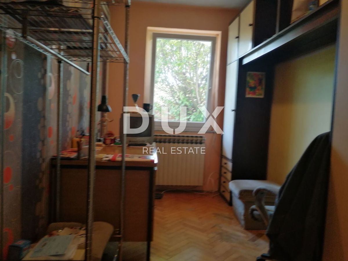 OPATIJA, VOLOSKO - stanovanje 108m2, dnevna soba + 3 spalnice, pritličje blizu morja