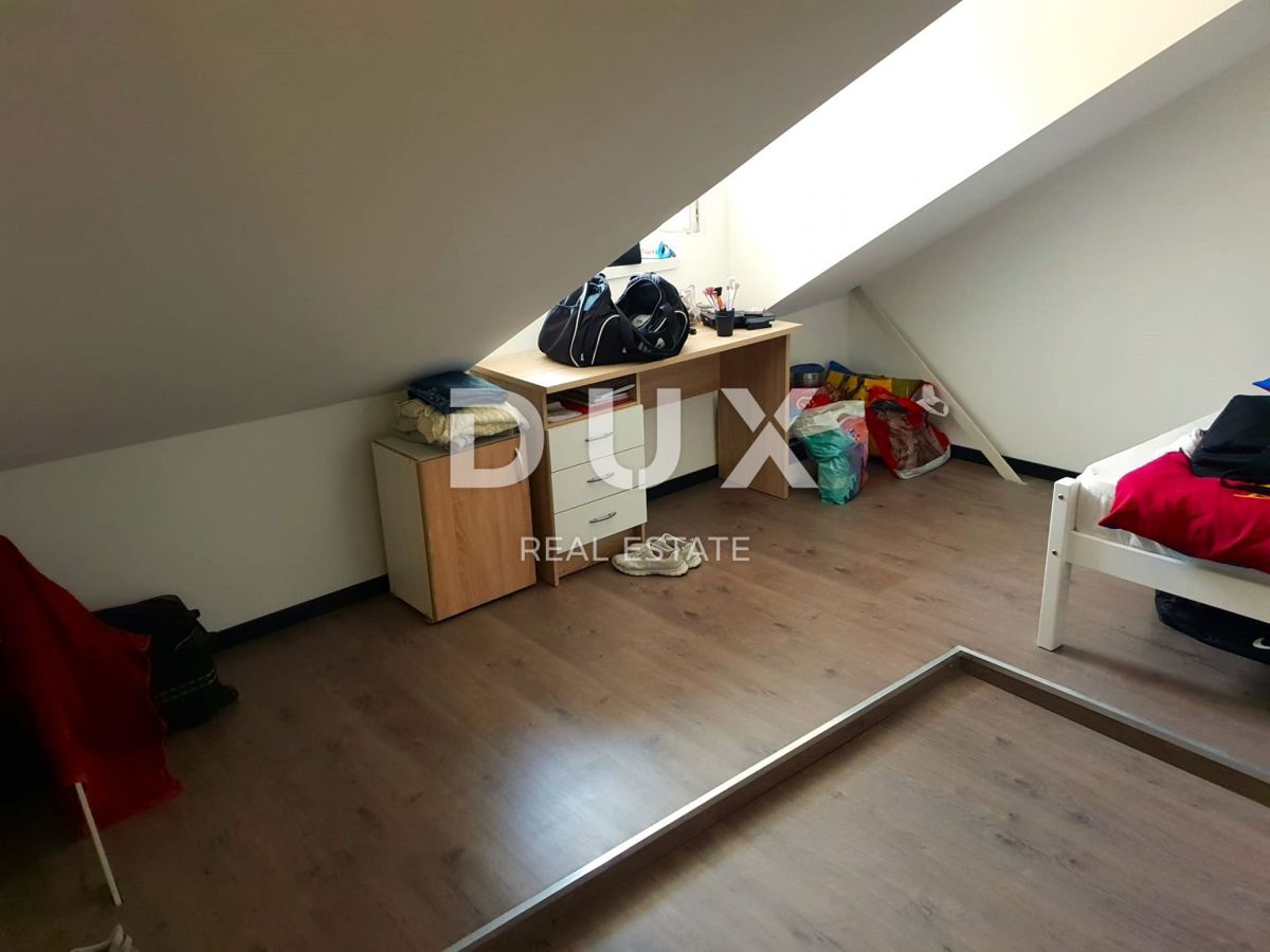 RIJEKA, CENTER - 4-SOBNO STANOVANJE, 73 m2, bližina glavne promenade Korzo!