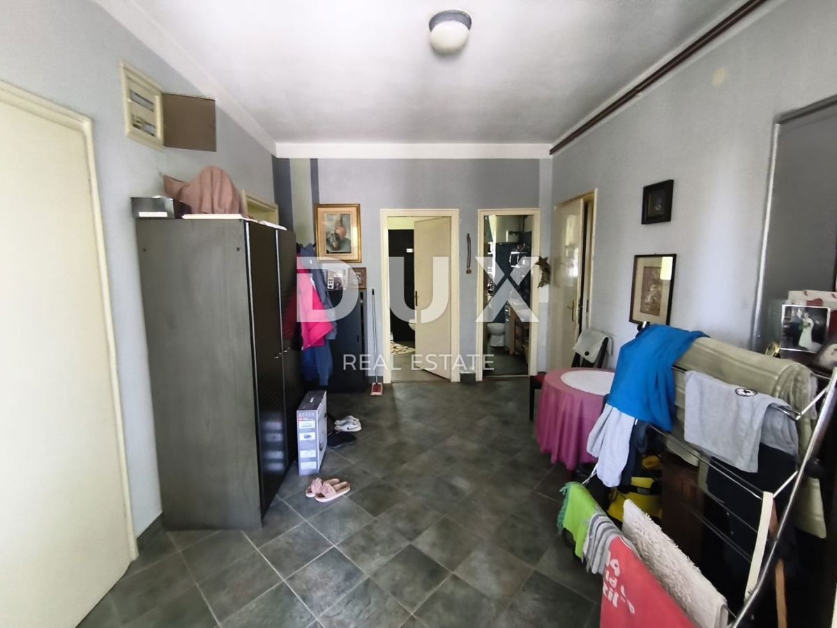 ZAGREBAČKA, JASTREBARSKO - Priložnost! Hiša na najlepši lokaciji, sanjski projekt