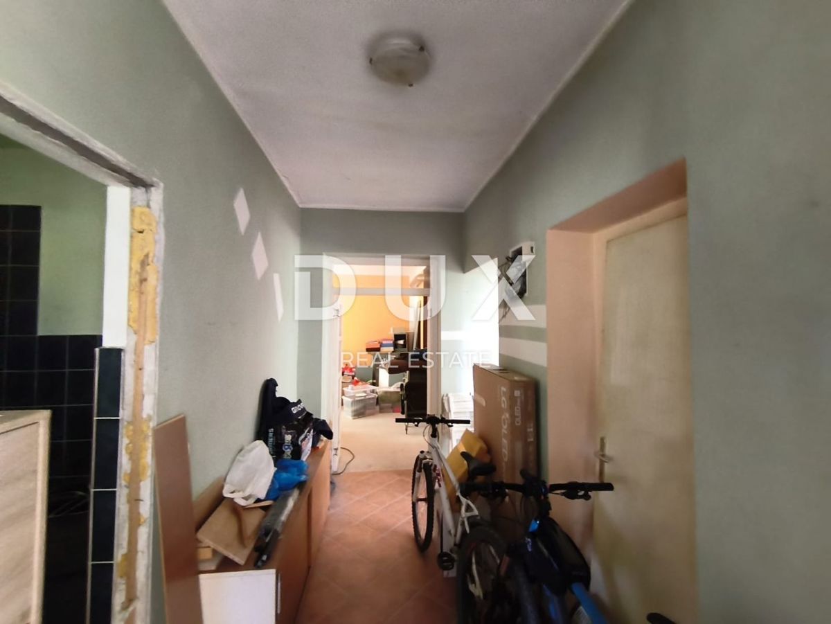 ZAGREBAČKA, JASTREBARSKO - Priložnost! Hiša na najlepši lokaciji, sanjski projekt