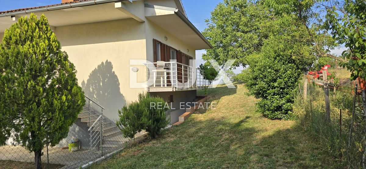 ISTRA, BARBAN - Hiša v osrčju Istre z razgledom, zasebnostjo in potencialom