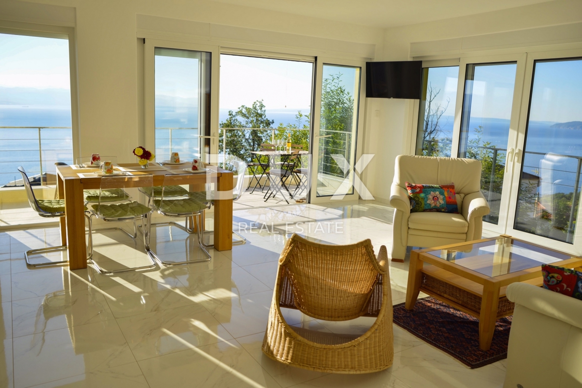 OPATIJA, LOVRAN - vila 387m2 s panoramskim pogledom na morje in bazenom + površina 1200m2