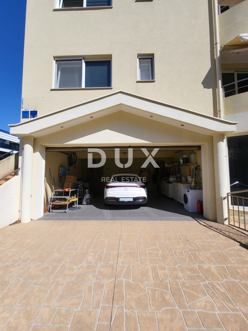 PRIVLAKA, ZADAR - EKSKLUZIVNA PRILOŽNOST - Apartma v 1. vrsti do morja!