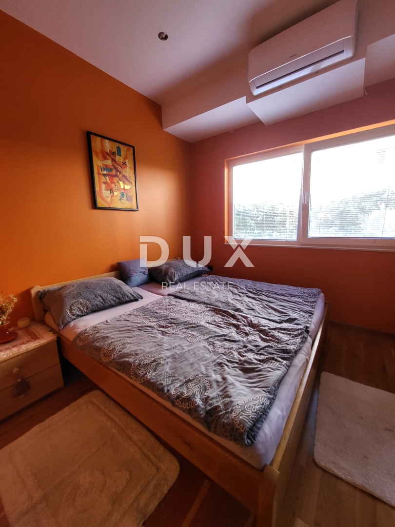 PRIVLAKA, ZADAR - EKSKLUZIVNA PRILOŽNOST - Apartma v 1. vrsti do morja!