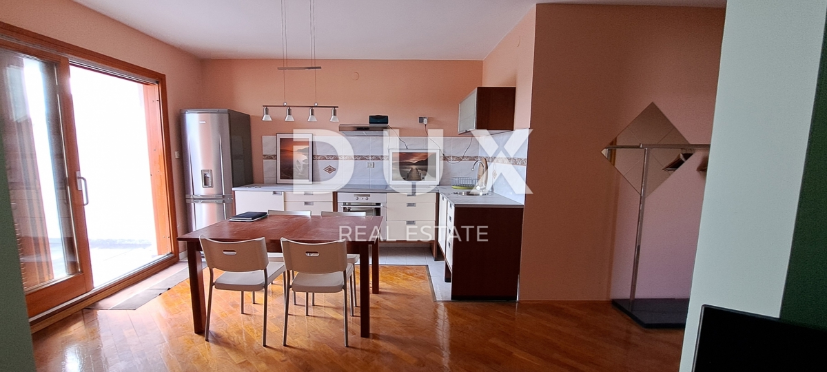 CRIKVENICA, JADRANOVO - Čudovito stanovanje, le 150 m od morja