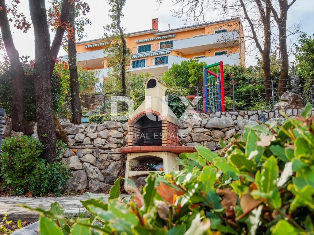 OPATIJA, MOŠĆENIČKA DRAGA - Naložbeni biser: Vila na samem, prva vrsta do morja
