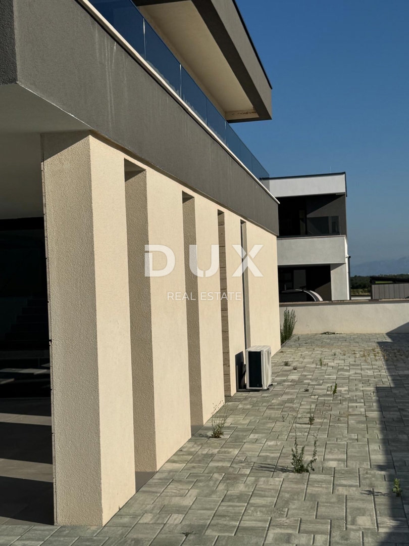 Hiša Zemunik Gornji, Zemunik Donji, 217m2