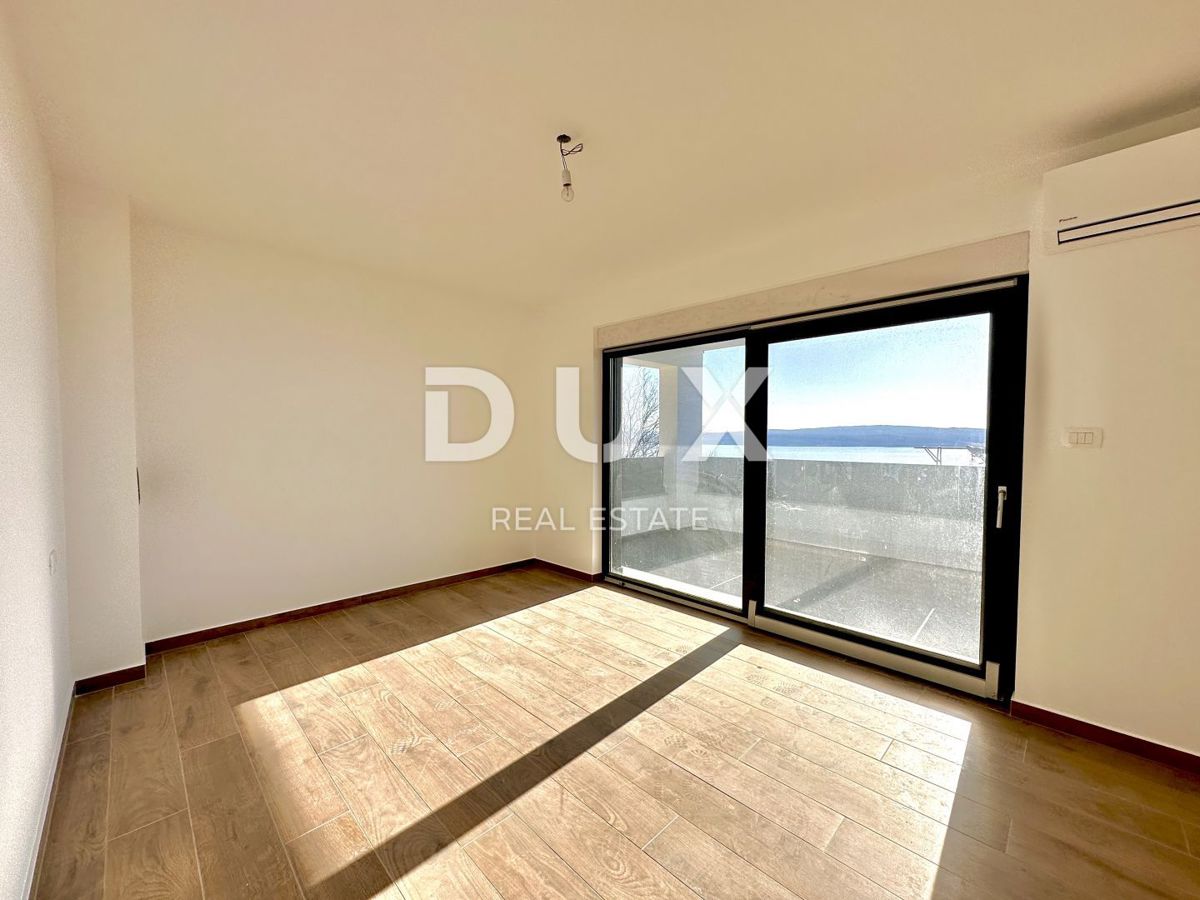 CRIKVENICA - Dvonadstropno stanovanje, 101 m2, pogled na morje!