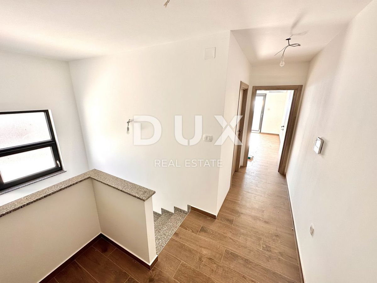 CRIKVENICA - Dvonadstropno stanovanje, 101 m2, pogled na morje!