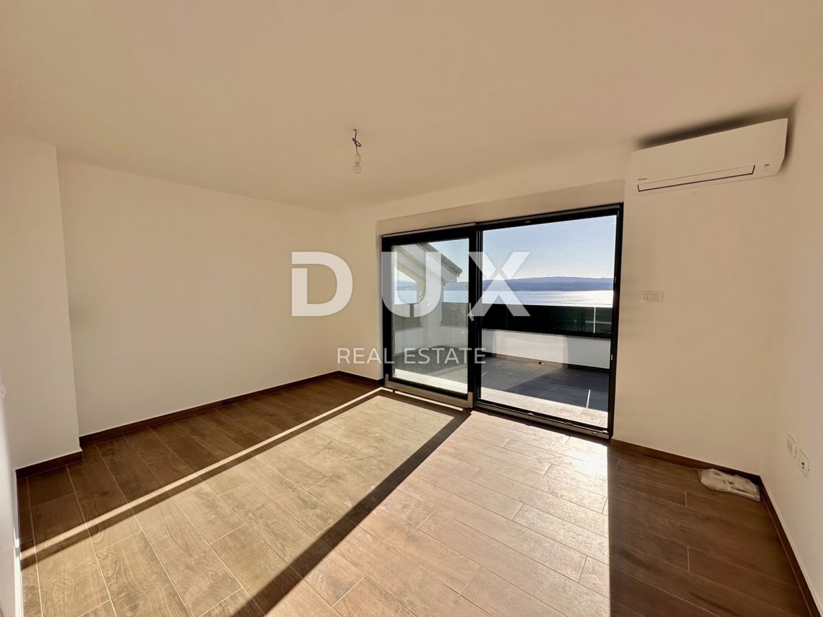 CRIKVENICA - Dvonadstropno stanovanje, 101 m2, pogled na morje!