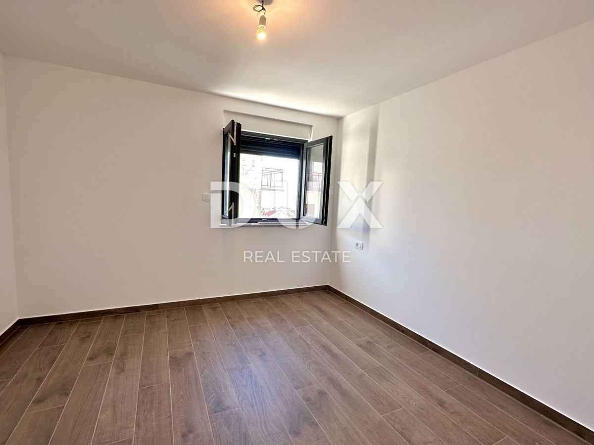 CRIKVENICA - Dvonadstropno stanovanje, 101 m2, pogled na morje!
