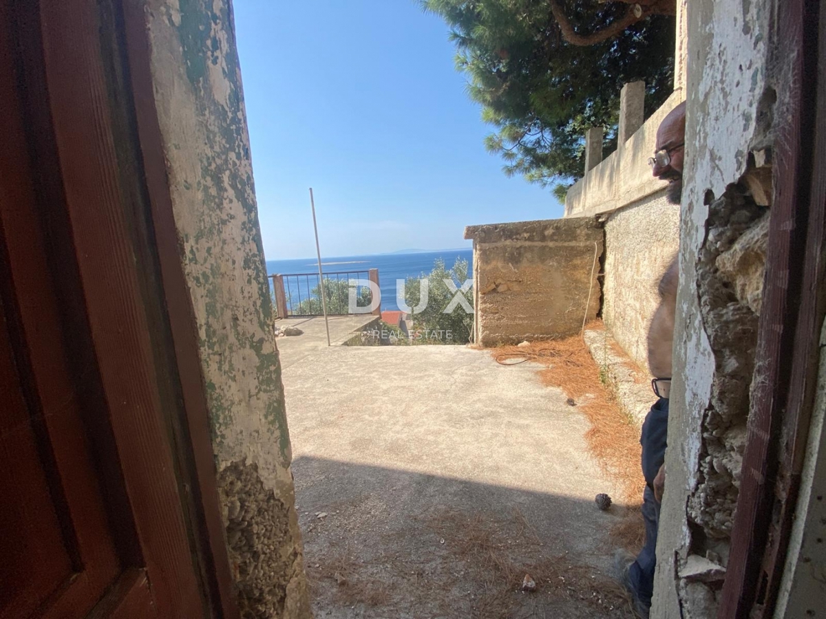OTOK KRK, STARA BAŠKA - hiša s panoramskim pogledom na morje! PRILOŽNOST!