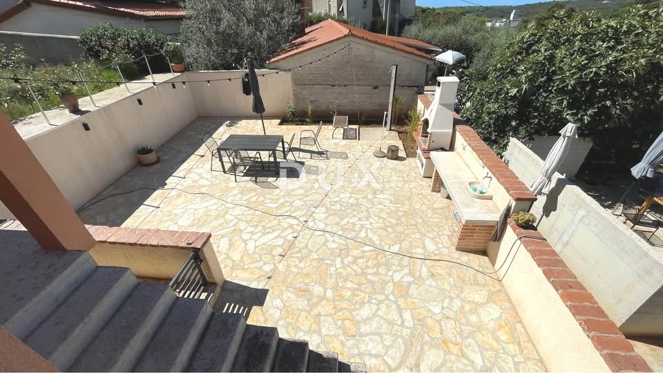 ISTRA, MEDULIN - Istrska kamnita hiša + Počitniška hiša na odlični lokaciji