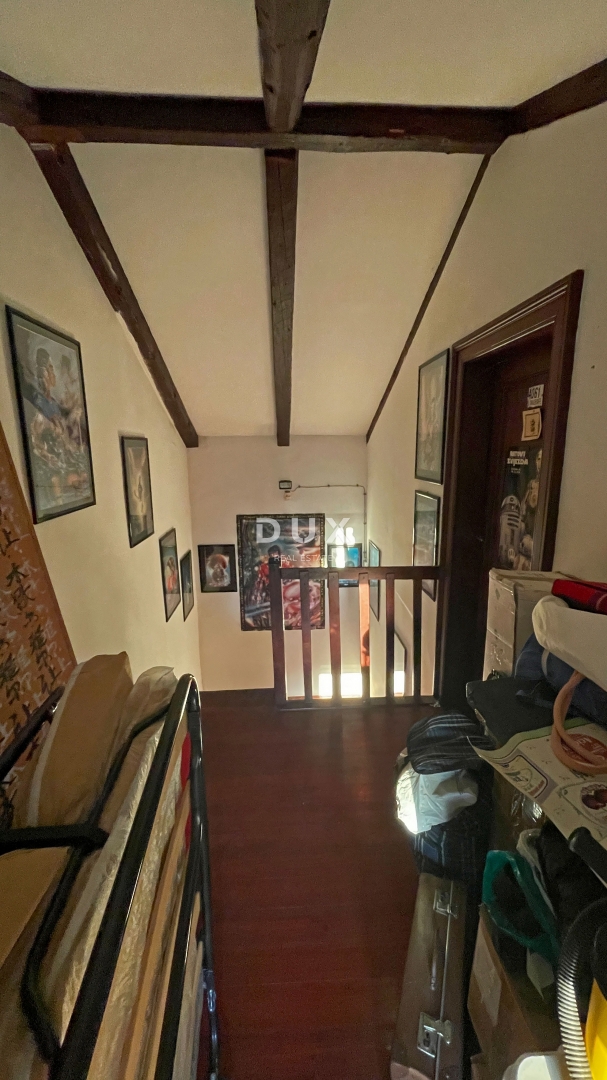 ISTRA, MEDULIN - Istrska kamnita hiša + Počitniška hiša na odlični lokaciji