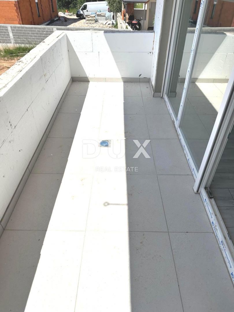 ISTRA, MEDULIN - 2-sobno stanovanje z dnevno sobo 61 m2, 1. nadstropje - NA KLJUČ!!